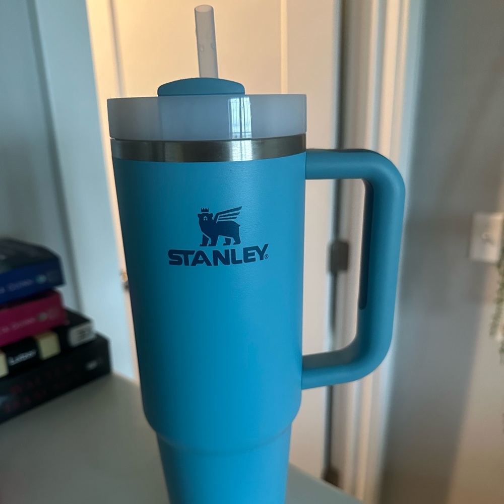 Blue 30 oz Stanley